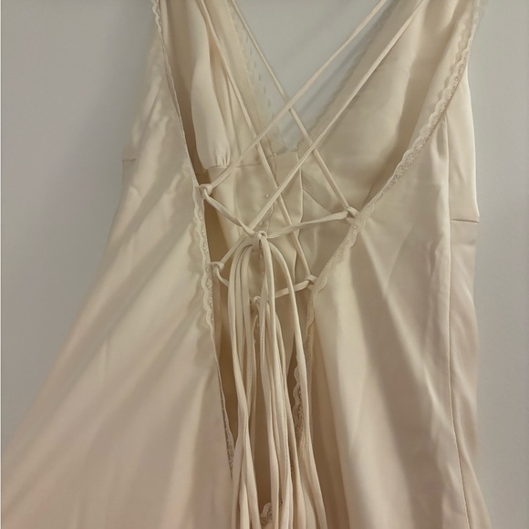 Meshki Cream Strappy Backless Dress - bridal with beautiful details - Picture 4 of 9